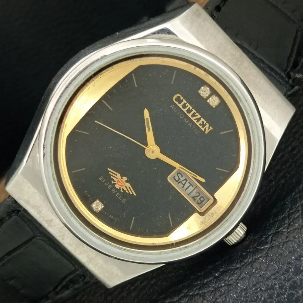 Vintage 1989 Citizen Automatic Mens Silver Watch W/daydate & Gold accents